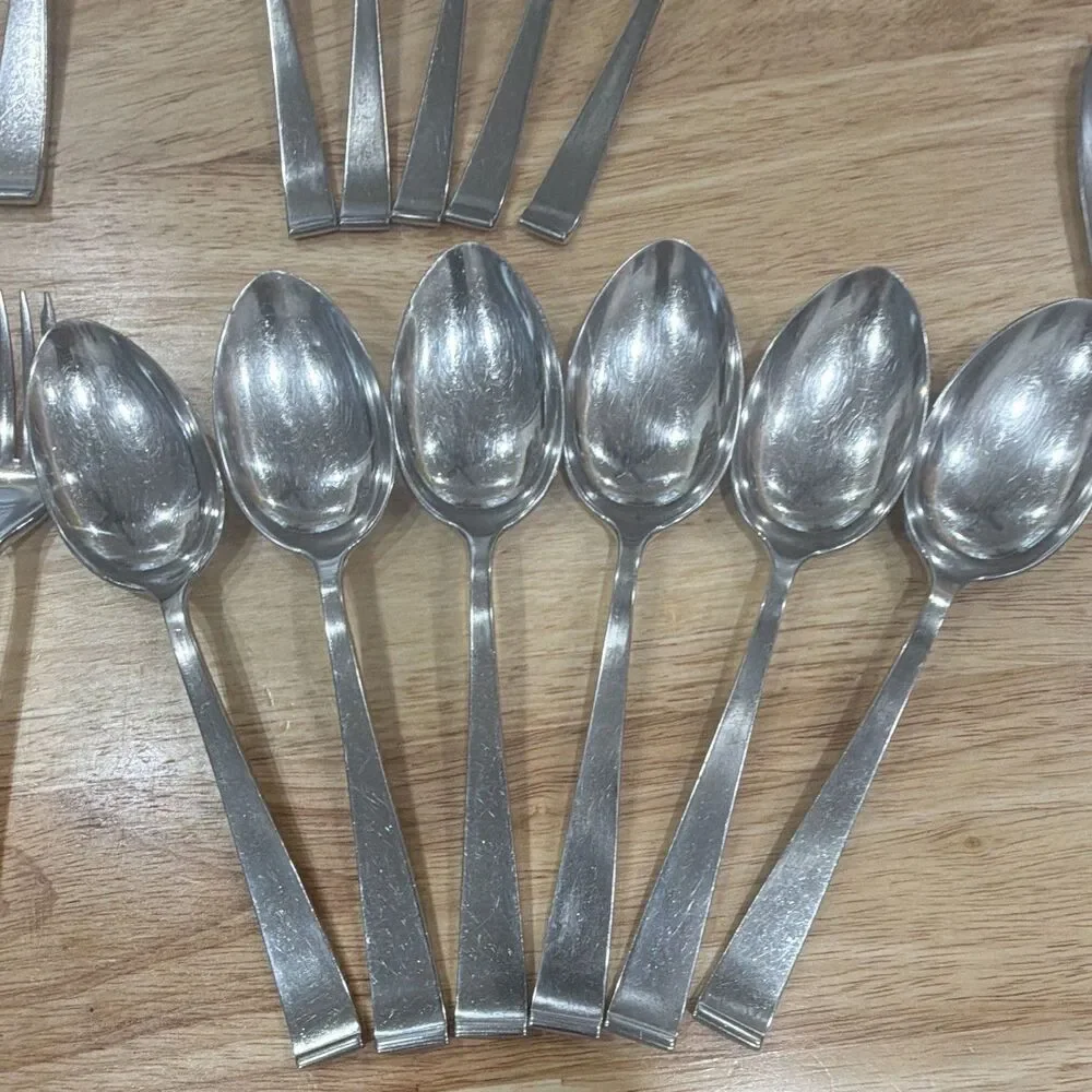 Lyon New Charm Stainless Steel Flatware Set 29 pieces